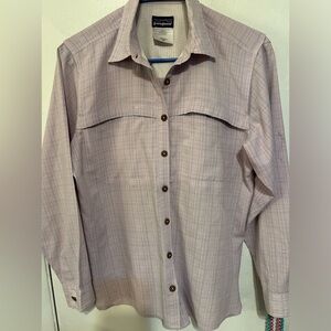 Woman’s Patagonia Shirt